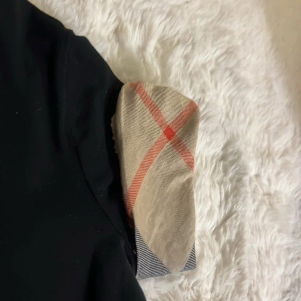 Authentic Burberry Cotton round-collar checked cuff T-shirt - Picture 4 of 9